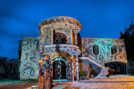 Monsenor_Nouel_in_Dominican_Republic